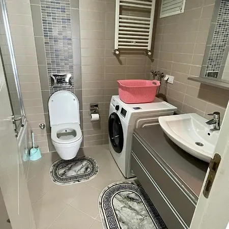 3 Bedroom Luxurious Next To Sheraton And Tennis Academy In Begonya Residency, Akbati Mall * איסטמבול