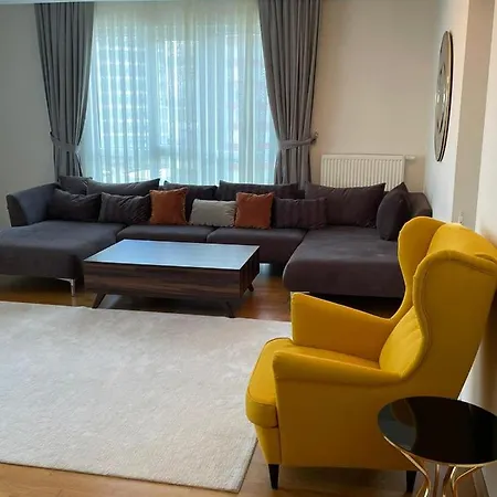 3 Bedroom Luxurious Next To Sheraton And Tennis Academy In Begonya Residency, Akbati Mall